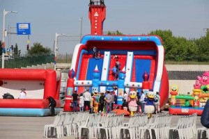 Başkan Çetin İnan Makina'nın Şenliğine Katıldı
